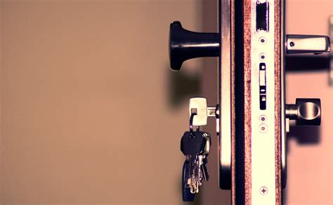 3 tips voor het repareren van een deurslot .